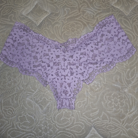 A bundle of 3 pairs of Victoria Secrets panties in a size XL. - Picture 2 of 11